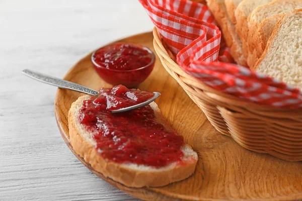 Leckere Erdbeermarmelade — Stockfoto