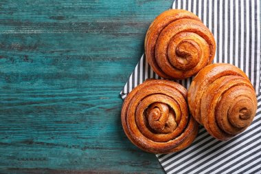 Tatlı tarçınlı rulo