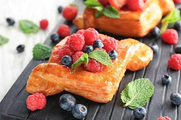 Delicious pastry with berries — Stock Photo, Image