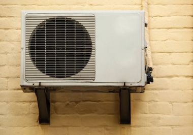 airconditioner op muur