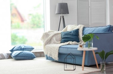 Halı zemin üzerinde ile iç