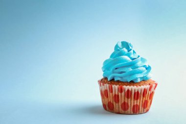 lezzetli doğum günü kek