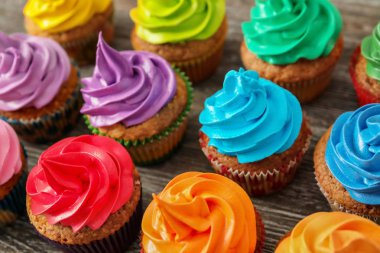 lezzetli doğum günü kek