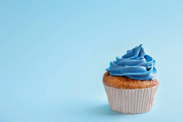 Chutné narozeniny cupcake — Stock fotografie