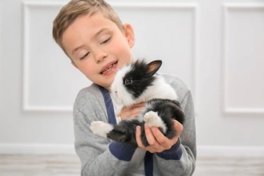 Komik Tavşan çocukla