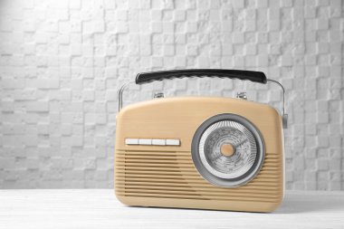 açık renkli Retro radyo
