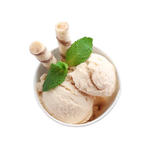 Plastic beker met karamel ijs — Stockfoto