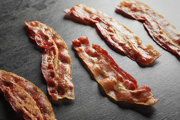 Rashers de bacon cozido — Fotografia de Stock