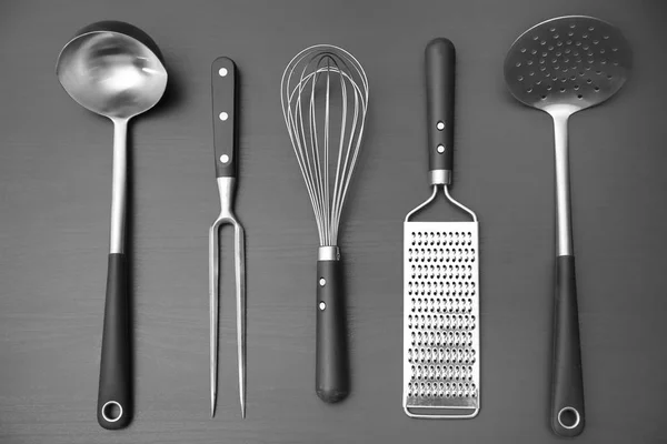 Utensílios de cozinha diferentes — Fotografia de Stock