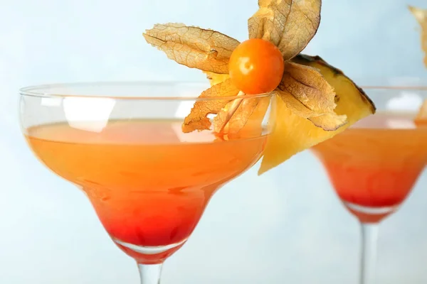 Sticlă cu cocktail exotic gustos — Fotografie, imagine de stoc