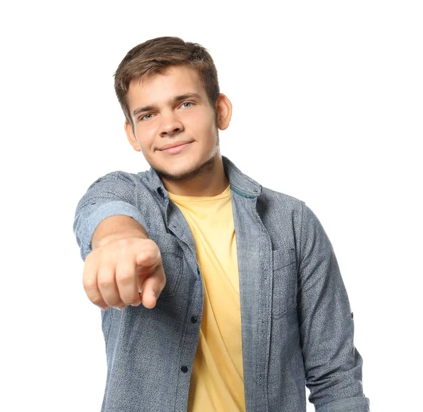 Adolescente chico en ropa casual sobre fondo blanco — Foto de Stock