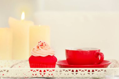 lezzetli kırmızı kadife keki  