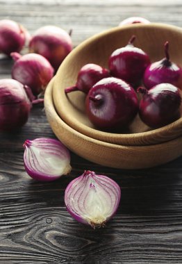 Kase ve kırmızı soğan 