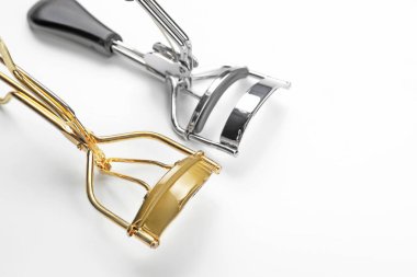 Modern kirpik curlers 