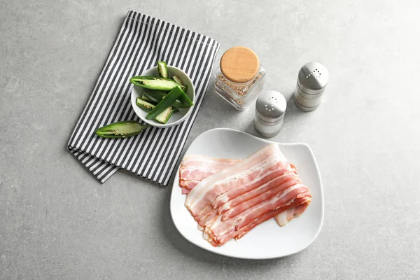 Rashers domuz pastırması ile plaka 