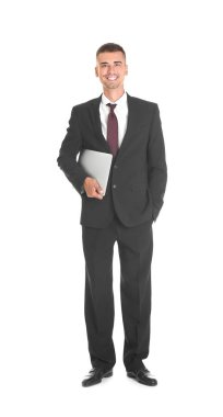 Bilgisayarlı genç adam  