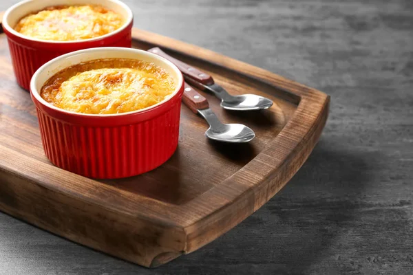 Ramekins with corn pudding — Stock Photo, Image