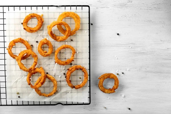 Gebratene Zwiebelringe — Stockfoto