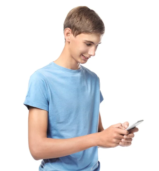 Menino adolescente com telefone celular — Fotografia de Stock