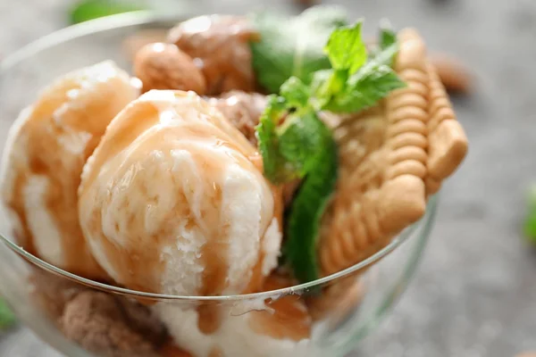 Delicioso sorvete — Fotografia de Stock