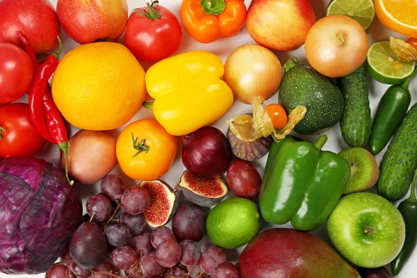 Pek çok farklı meyve ve sebze — Stok fotoğraf