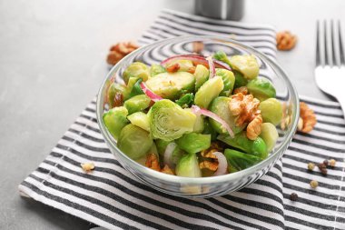 Brussel ile kase Filiz salatası