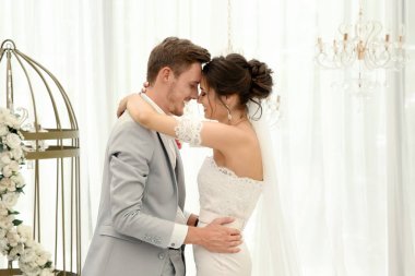 düğün gününde güzel Çift