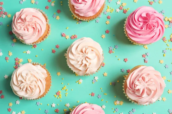 Many yummy cupcakes — Stock Photo, Image