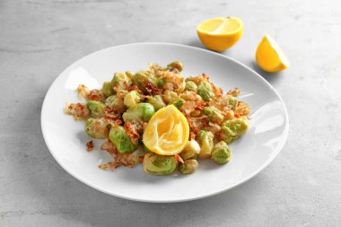 Brüksel lahanası ve pastırma ile plaka