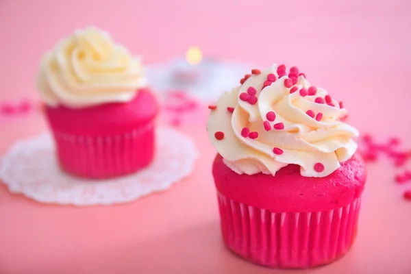 Cupcakes für den Valentinstag — Stockfoto