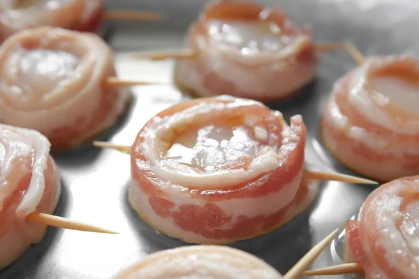 Bacon wrapped Sint-Jacobsschelpen — Stockfoto