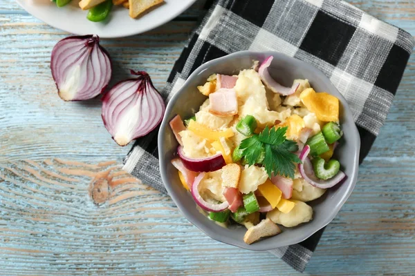 Delicious potato salad — Stock Photo, Image