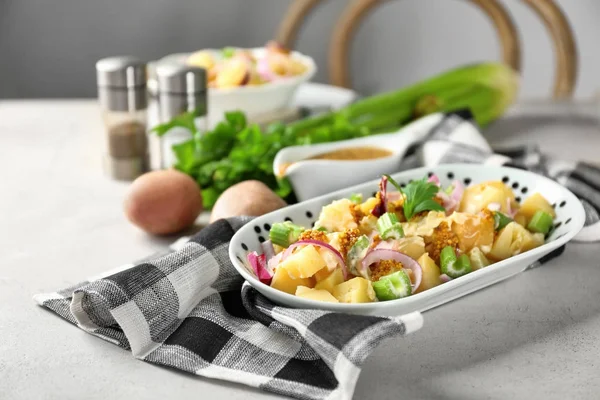 Deliciosa ensalada de papa — Foto de Stock