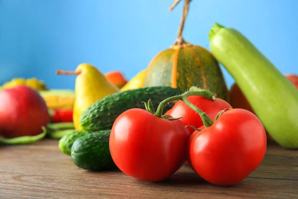 Farklı meyve ve sebzeler — Stok fotoğraf