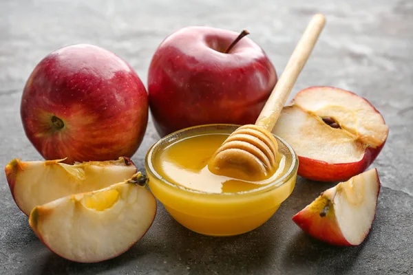 Miele aromatico e frutta — Foto Stock