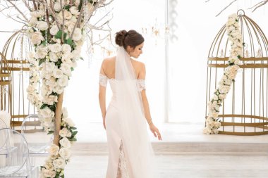 Güzel gelin düğün günü, kapalı