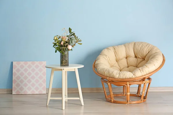 Comfortable armchair and table — Stock Photo, Image