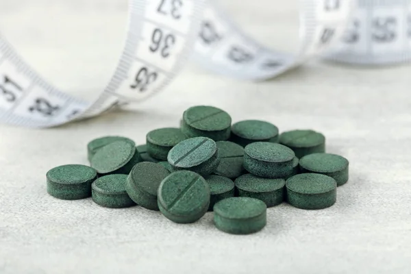 Healthy spirulina tablets — Stock Photo, Image