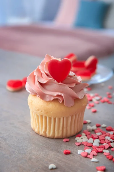 Cupcake zum Valentinstag — Stockfoto