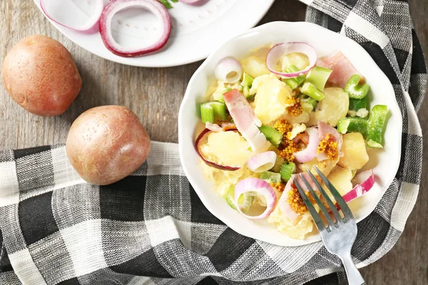 Läcker potatissallad — Stockfoto