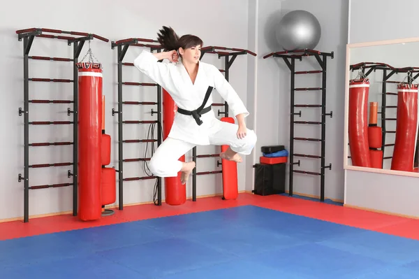 Female karate instructor — Stock Photo, Image