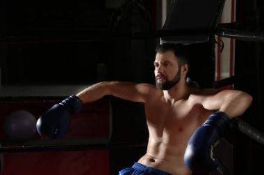 Profesyonel boksör molası 