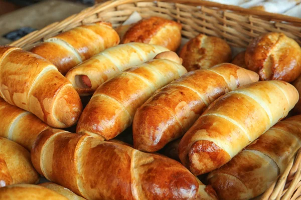 Taze lezzetli ekmek yapım ürünleri — Stok fotoğraf