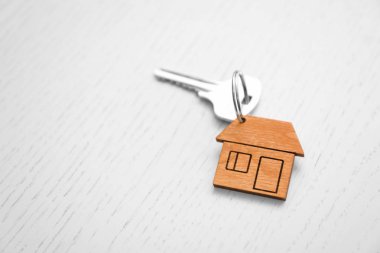 Biblo ev şeklinde anahtarla 