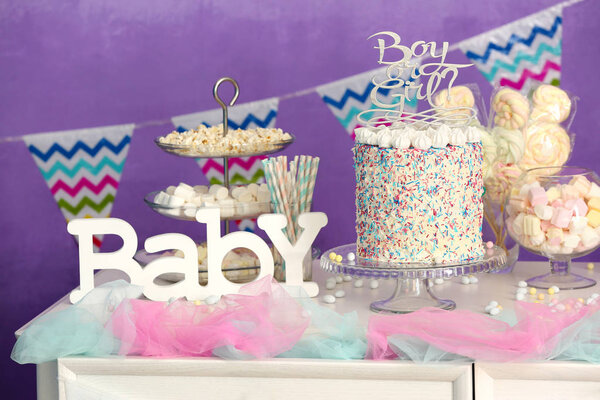 "Мальчик или девочка "торт на шведском столе
 