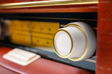 Retro radyo alıcısı