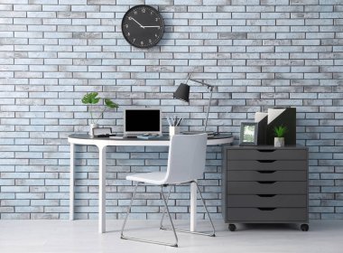 Dizüstü bilgisayar ile rahat çalışma alanı