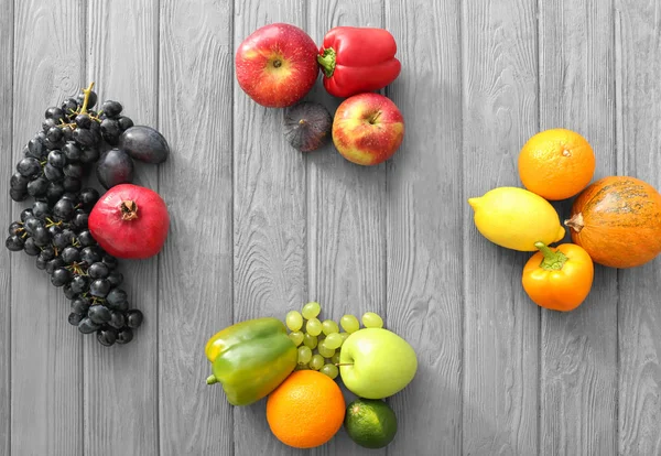 Various Fruits Vegetables Wooden Background — Stock Photo, Image