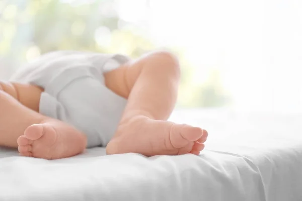 Cute Baby Lying Bed Home — Stock Photo, Image