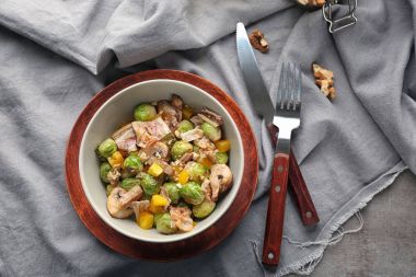 Nefis brussel ile kase salata masada lahanası